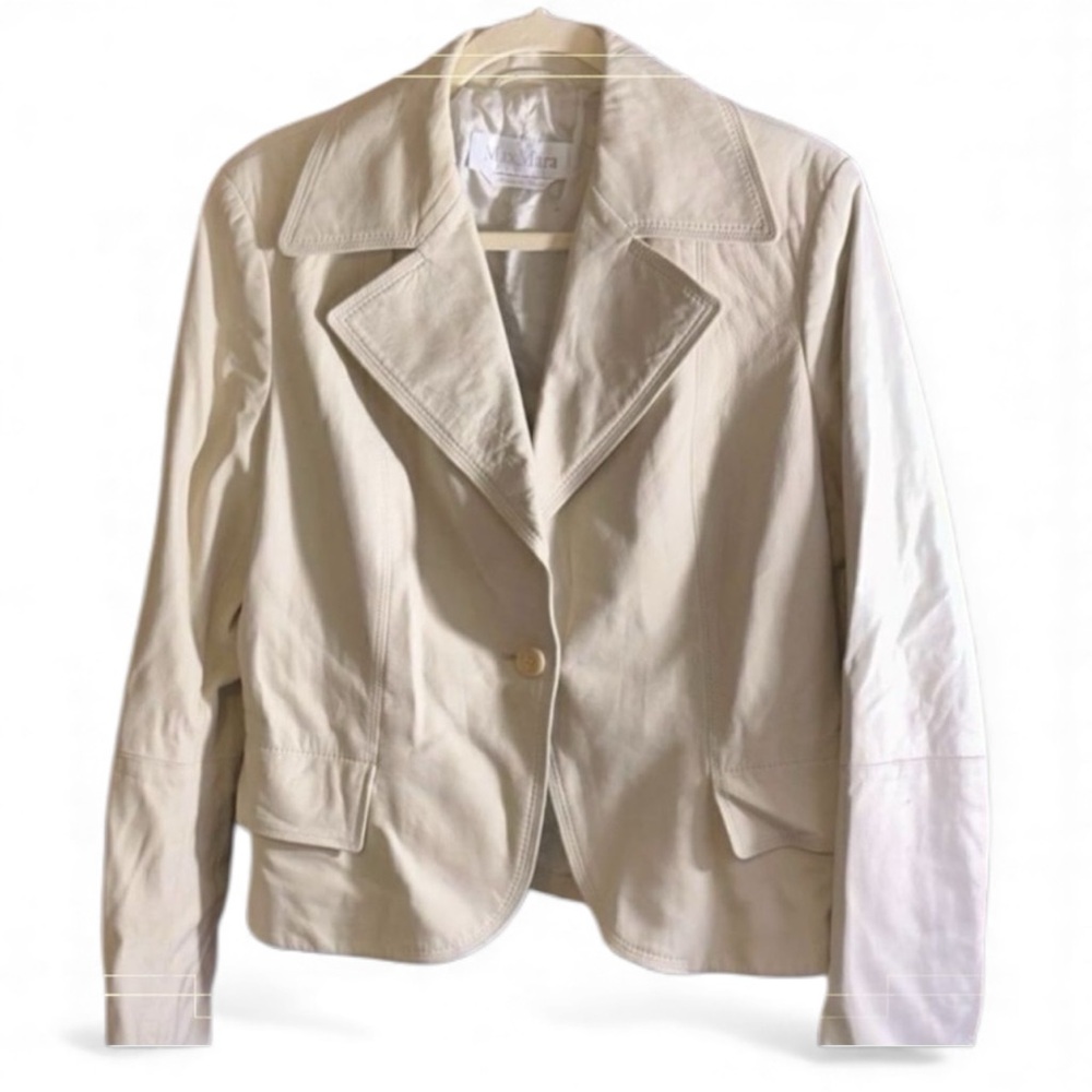 Max Mara Jacket Women’s Matte Off White Leather Jacket Size 14 So soft.